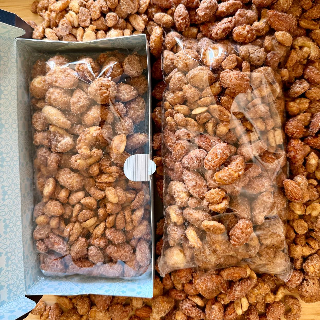 Caja de Nueces Caramelizadas Mr Nuts – Sweet Box Premium